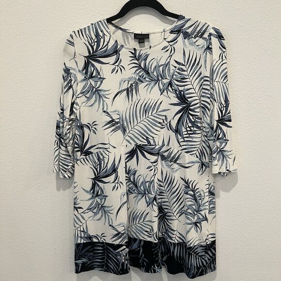 J. Jill Tops - J Jill Top Womens Sz S Half Sleeve Wearever Collection Blue Leaf Print Jersey